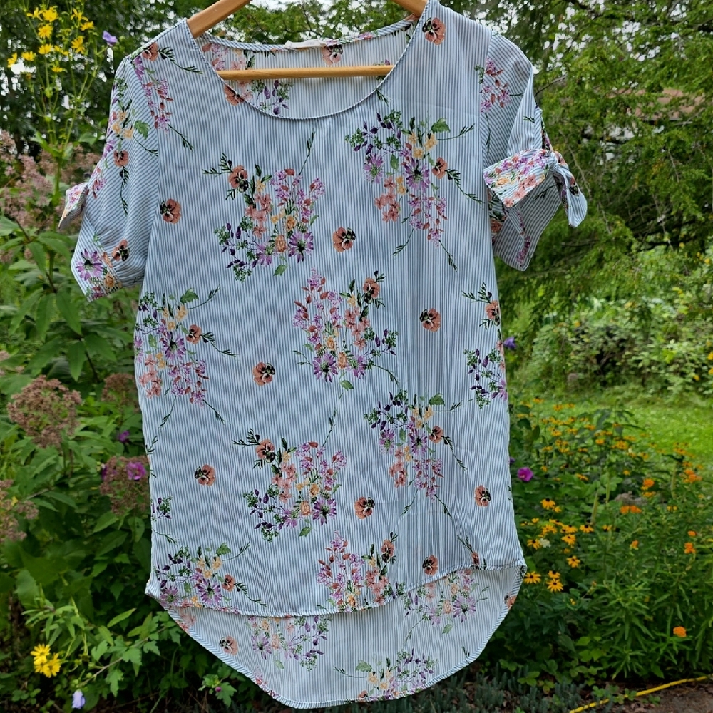 Floral Print Women's Blouse - Blue and Pink